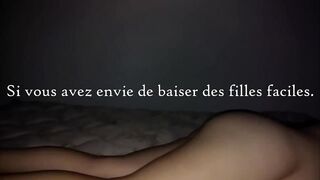Un couple de lesbiennes et un gode ceinture