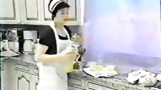 Granny fisted by her Maid...F70