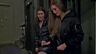 Sexy girlfriends fisting