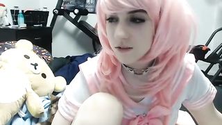 LR in pink schoolgirl outfit