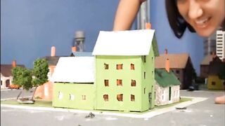 Giantess Becky