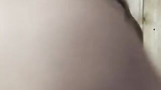 2 Girls Smoking