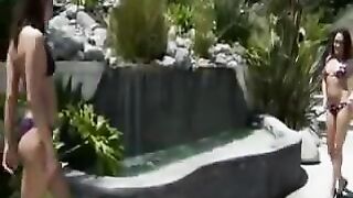 Bath Tube Lesbian
