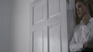 Slim blonde teen Kenzie Aurora licks and fingers stepsis pussy (Kenzie Reeves, Anny Aurora)