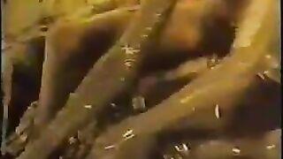 RETRO MUD WRESTLING 