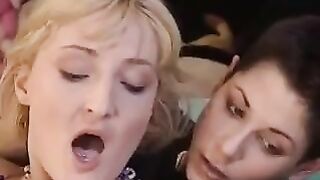 3some lesbian fisting