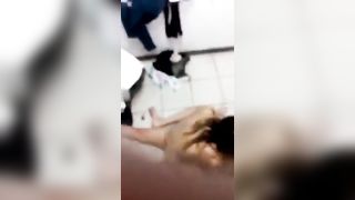 Safadas se pegando no vestiario 
