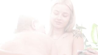 Ersties: 4 Hot Girls Try Out a Sybian