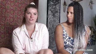 Firsties: Swiss Lena seduces Natascha from Düsseldorf on the couch