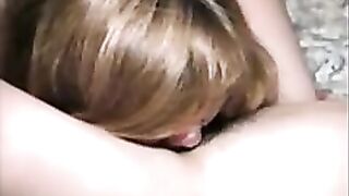 kissing thigh