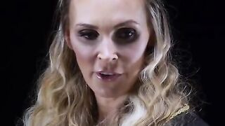 Cersei and Margaery Tyrell Lesbian Pussy Licking Game of Thrones Parody 5