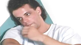 Retro lesbo licking