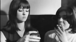 Vintage lesbian smokers