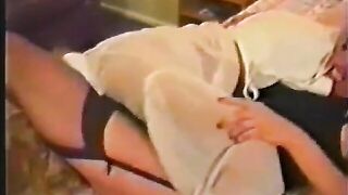 Blonde and Brunette Girls Fucks each other on Catfight