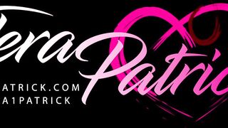 Tera Patrick & Charmane Star Sharing Long Dildo In Pussy-To-Mouth Scene!