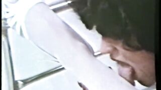 Lesbian Peepshow Loops 536 70s and 80s - Scene 4