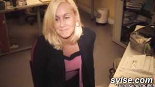 Lesbian teen initiated to exhib by milf
