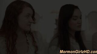 Mormon muffdived by lesbo