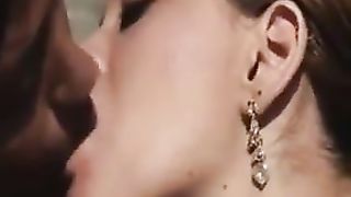 Hot Brazilain Girls Hot deep Kissing E7