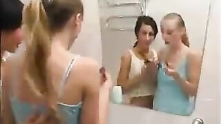 Lesbian Lovers 002