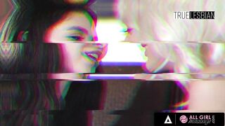 Steamy Lesbian Threesome With Three Hot Queens