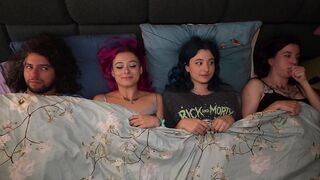 These co-workers secretly touch each other at night - Paranormal Activi'tities Halloween 1/4