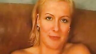 Lesbian Pissing - 2