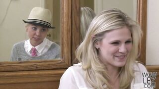 Tara Morgan And Scarlet Red Eat Pussy