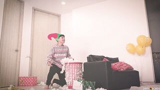 I CHEAT ON KATHYLEE AND FUCK HER ON CHRISTMAS