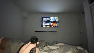 TINDER DATE TURNS INTO NETFLIX & CHILL
