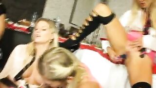 Wet party.mp4