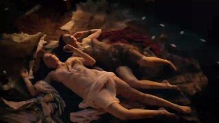 Spartacus: Lucy Lawless and Jaime Murray 02 
