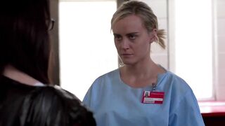 Laura Prepon Taylor Schilling