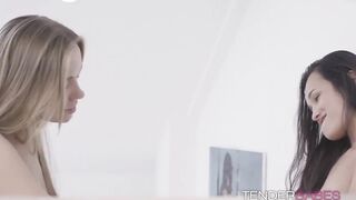 Gorgeous brunettes Izabella and Poca Hontas share lesbian lo