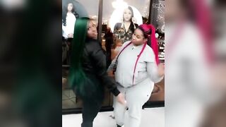 Black BBW's Make Out