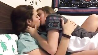 Makeout Chicks