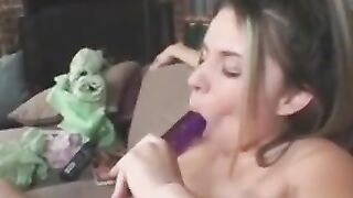Mommy Loves Pussy