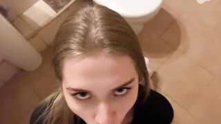 Quick fuck in the gym. Risky public sex with Californiababe.