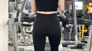 Quick fuck in the gym. Risky public sex with Californiababe.