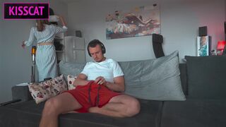 Step son distract step mama from work, so she helps cum with hand job in share bed, but get screw