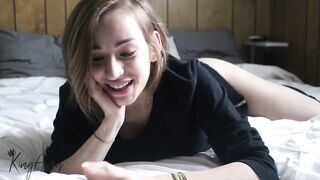 Nerdy Cutie Screws Herself with Big Sextoy