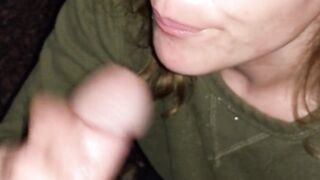 Sorority Leader Sucks Weenie after Party on College Quad