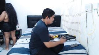Viral Video: Seducing the Satellite Internet Technician