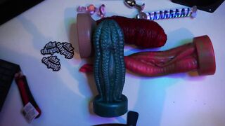Unboxing Mr. Hankeys HungerFF, Hentai and Davy's Tendrils Dildos