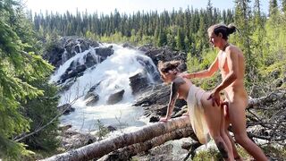 We came to see the waterfall but stayed for this - RosySky 4k 60fps
