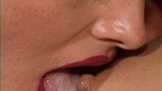 2 Vintage Bitches a Lesbian Orgasm