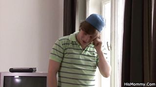 Brunette mom forcing teen fingering her cunt
