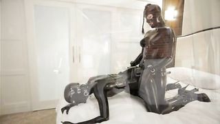 Latex lesbians and strapon