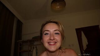 Intense sextape with cute blonde on vacation