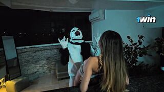 Terrifier bangs Natalia Alvarado on Halloween night